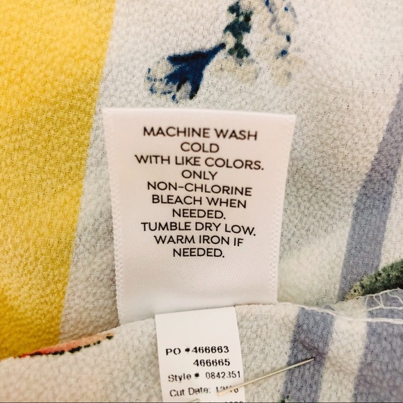 Westport Size XS Floral Bell Sleeve Blouse Top - Picture 8 of 8